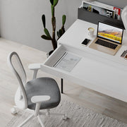 Bureau Leila blanc avec détails anthracite et tiroir H 101 x P 60 x L 110 cm