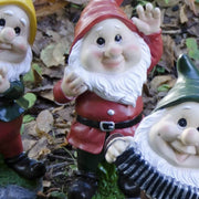 Statue de jardin nain robe rouge 16x13,5x28H