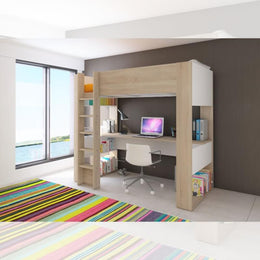 Chambre 1652 avec lit mezzanine et bureau en dessous en blanc et chêne