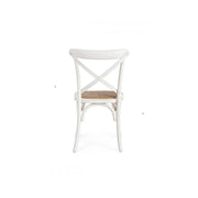 Chaise en bois blanc rétro