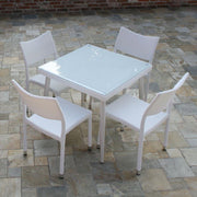Table carrée en polyarattan blanc crème avec verre 90x90x77h cm