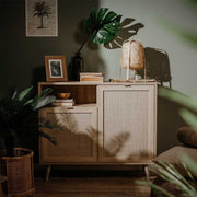 Buffet avec deux portes et compartiment ouvert avec effet osier BALI 101x40x h87 cm