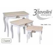 Ensemble de trois tables basses shabby shic en blanc et beige