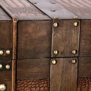 Coffre rectangulaire en bois marron