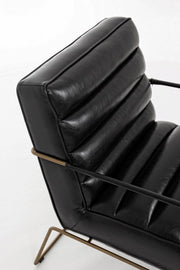 Fauteuil avec structure en acier peint et assise recouverte de simili cuir noir 62,5x74x80-45-56h cm