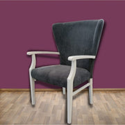 Fauteuil en bois et tissu gris avec dossier enveloppant DUMBO 69x66x h103 cm