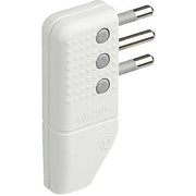 Prise d'angle Carrée 2PT 16A Gain de place