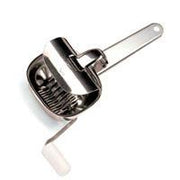 Tritasapore par une lame rotative avec un couvercle.