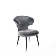 Fauteuil en fausse fourrure grise et pieds noir/or