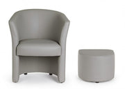 Fauteuil avec pouf gris clair en similicuir de style design