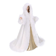 Femme en résine blanche cm18,5x15h24