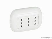Prise Triplex 2P+T 10A Blanche Ovale