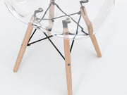 Chaise en polycarbonate et assise en pvc blanc 47x46x82h cm