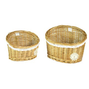 Panier suspendu en osier 1-2 lorraine avec dentelle et fleur blanche cm25x16h12/19